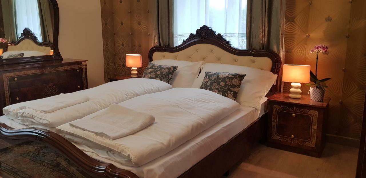 My-Lord Luxapartman Eger Eksteriør billede